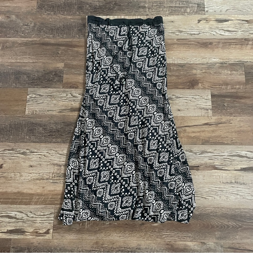 SW3 Bespoke strapless dress S